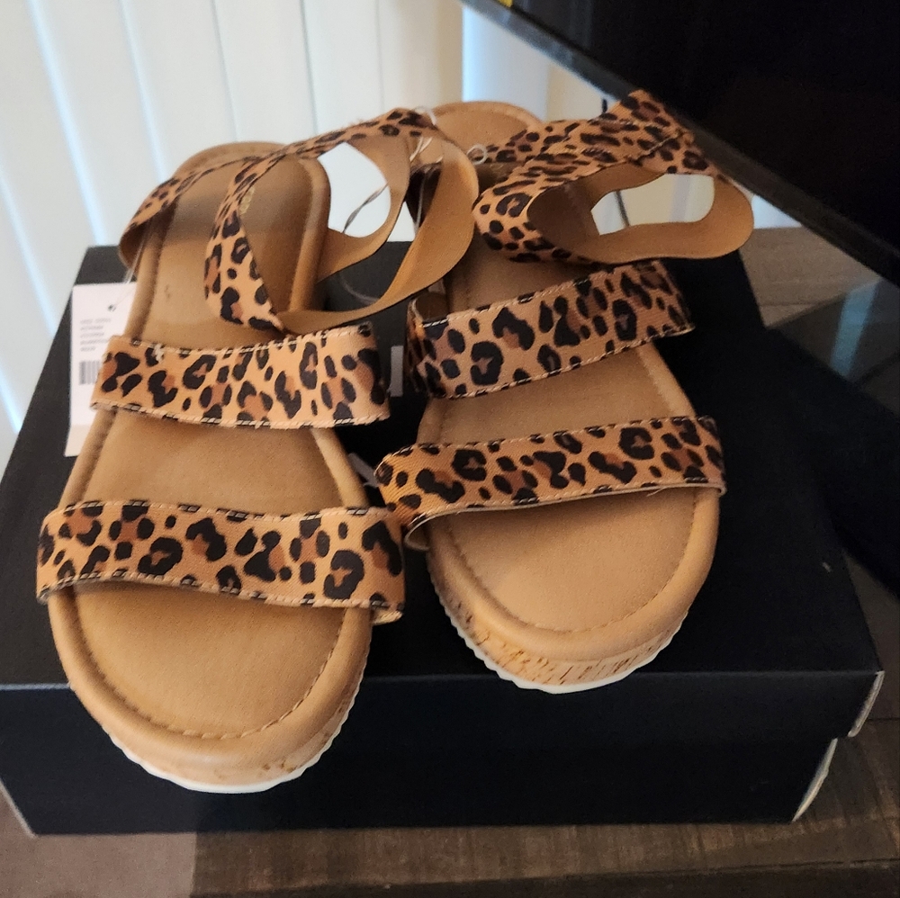 12wide Lane Bryant Strappy Leopard Sandals